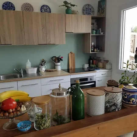 Casa de Férias Maison Spacieuse Avec Jardin Clos Au Calme *
