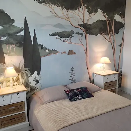 Maison Spacieuse Avec Jardin Clos Au Calme Casa de Férias *